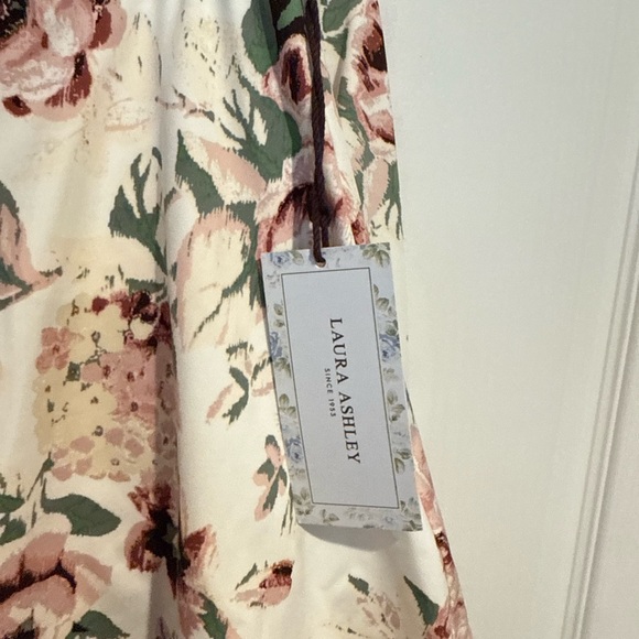 Laura Ashley UPF protection floral jacket and skort set - Picture 4 of 6